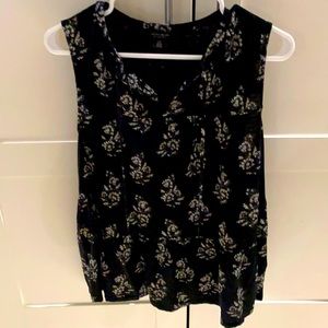 Lucky brand black floral tank